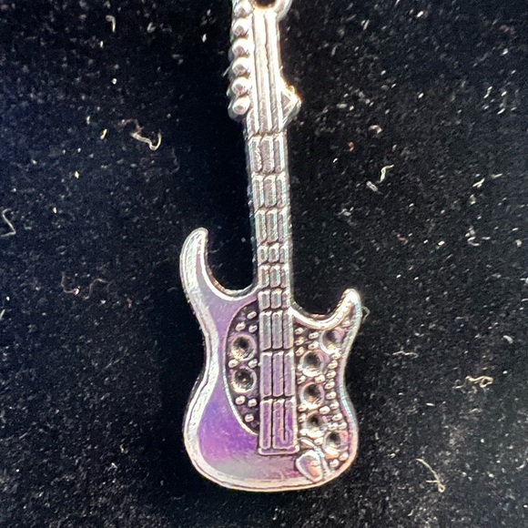 Silver Electric Guitar Necklace - Picture 2 of 3